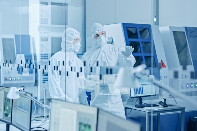 製薬業界の変化-デジタルシフトと新薬開発競争が突き付ける課題